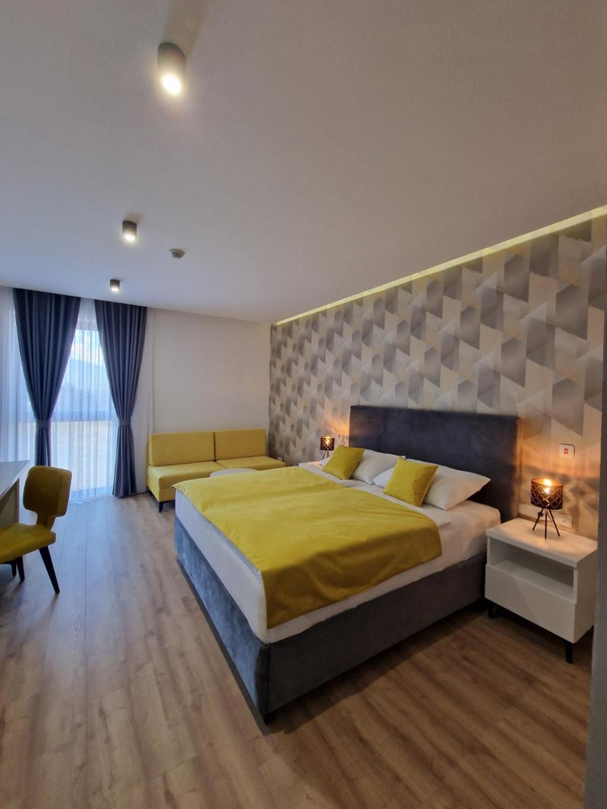 Hotel Gold Jet Bihać Eksteriør billede