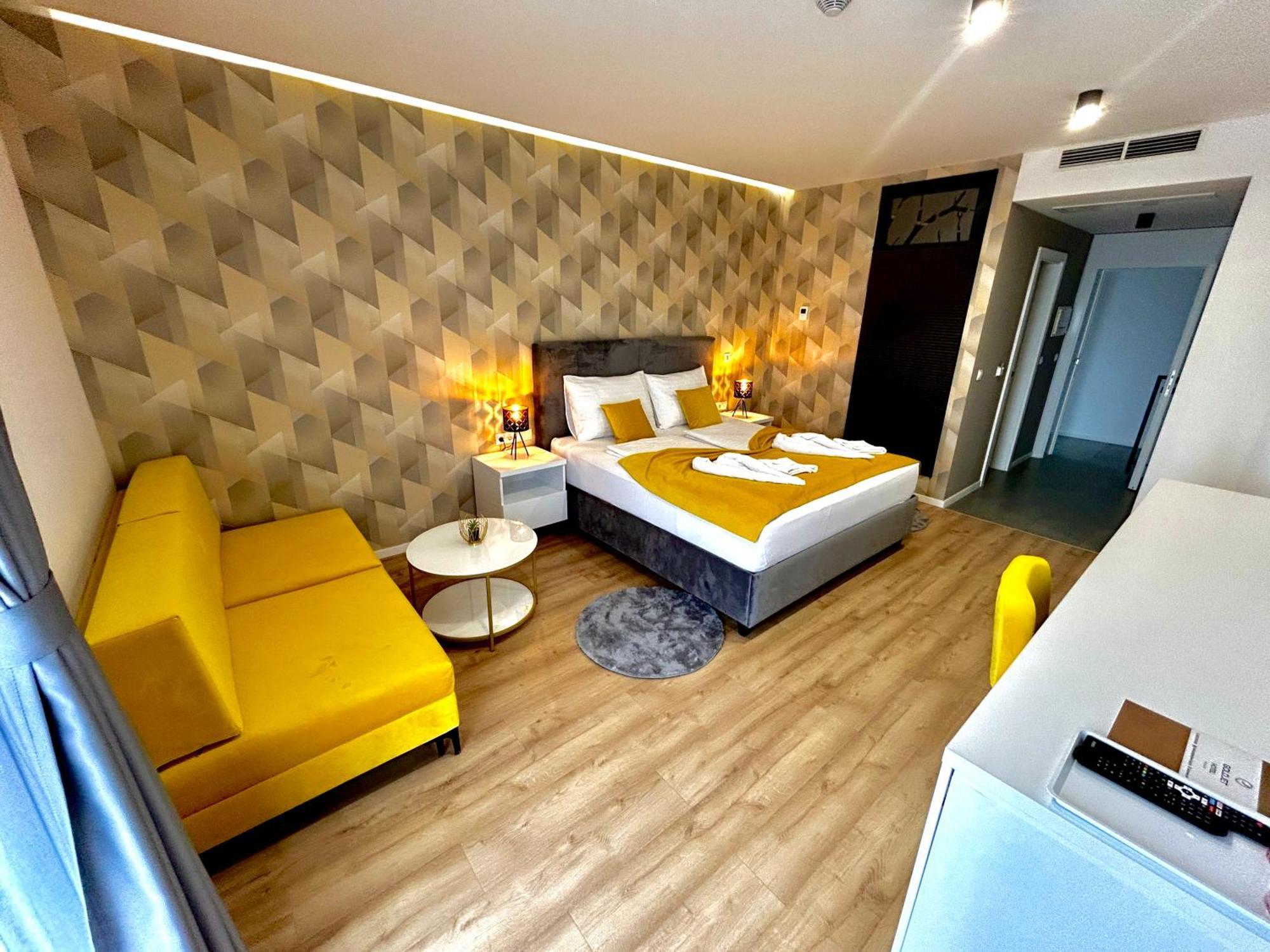 Hotel Gold Jet Bihać Eksteriør billede